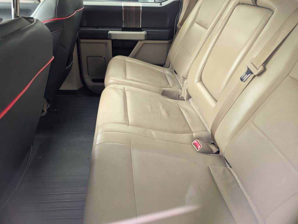Used 2015 Ford F150 Lariat w/ Equipment Group 502A Luxury AWD/4WD image 7