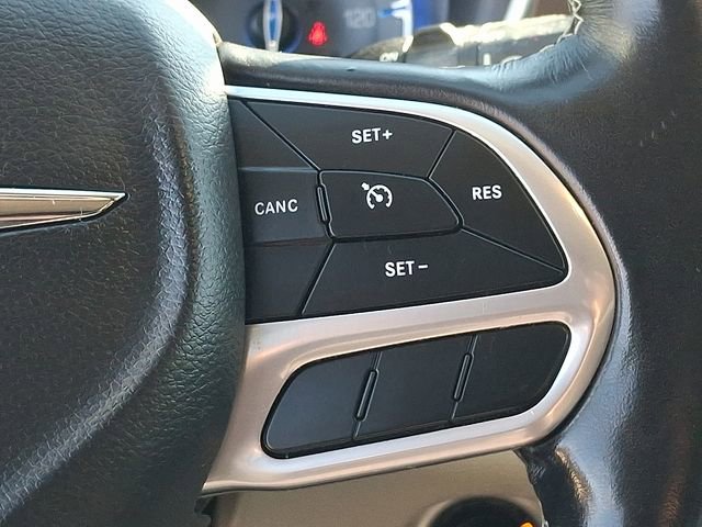 Used 2020 Chrysler Voyager LX w/ Cold Weather Group image 23