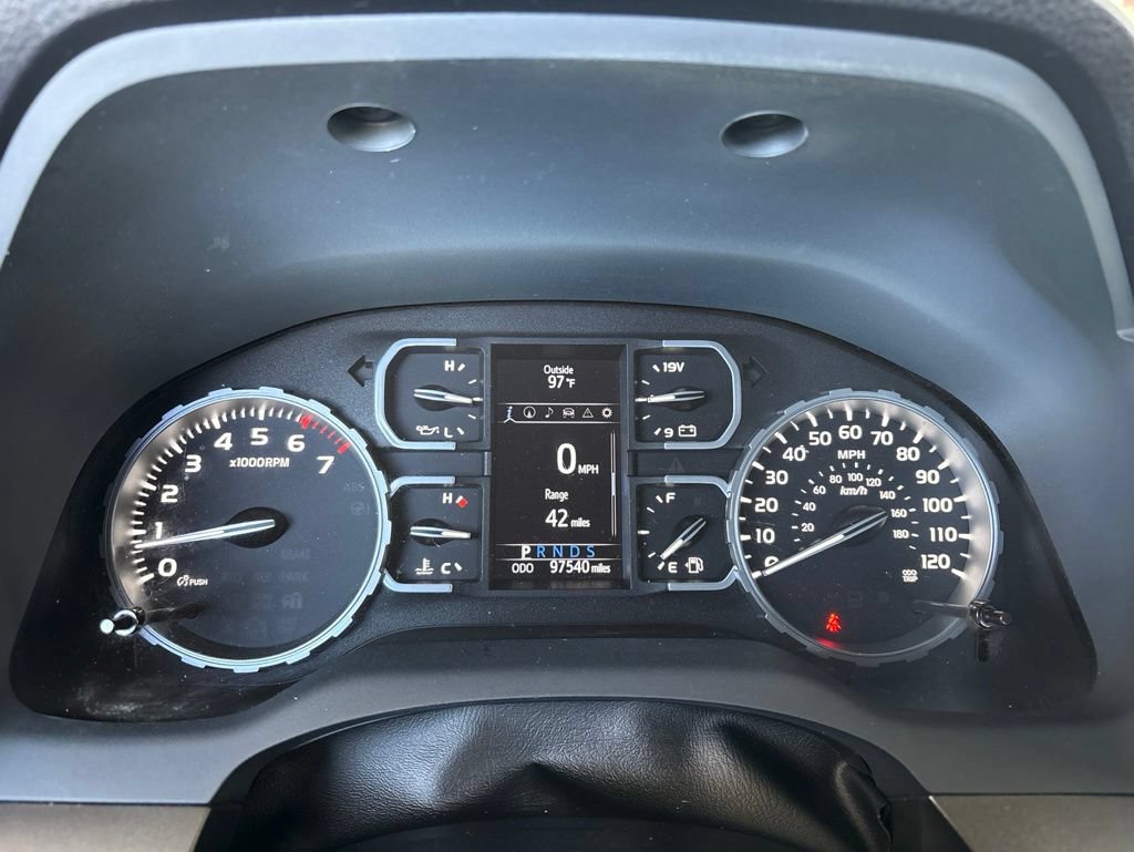 Used 2018 Toyota Tundra SR5 w/ SR5 Upgrade Package RWD image 8