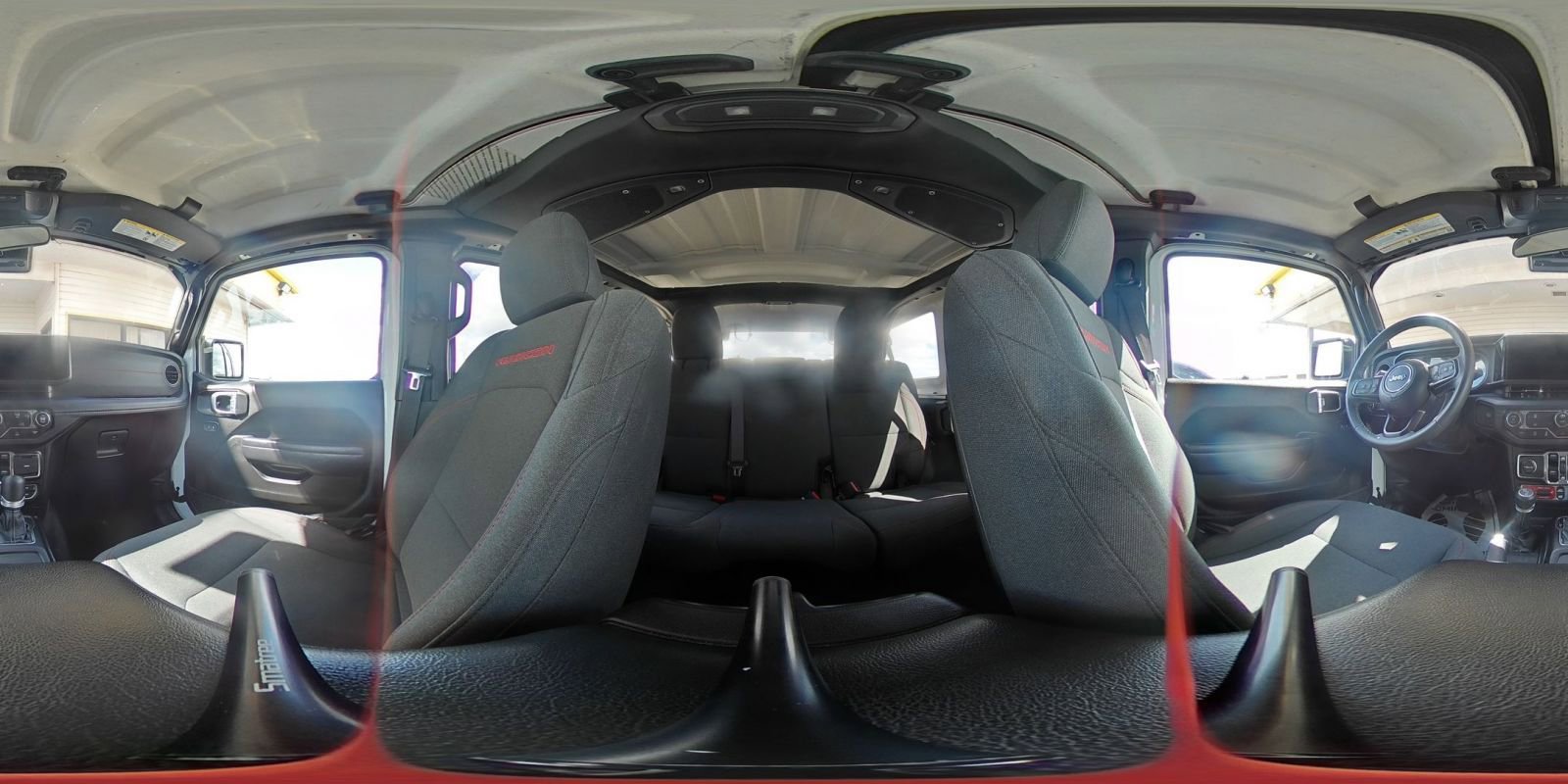 Used 2025 Jeep Wrangler Rubicon image 42