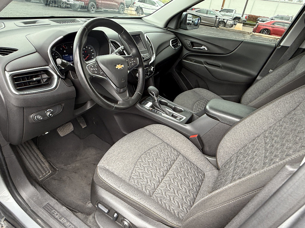 Used 2024 Chevrolet Equinox LT AWD/4WD image 9