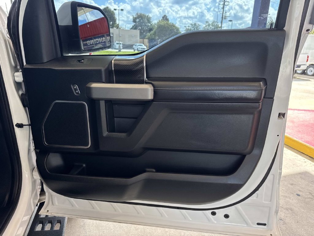 Used 2018 Ford F150 Raptor w/ Equipment Group 802A Luxury AWD/4WD image 16
