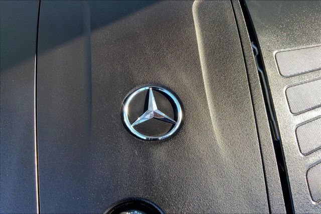 Used 2025 Mercedes-Benz C 300 4MATIC Sedan image 29