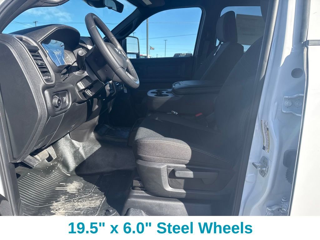 New 2026 RAM 5500 Tradesman w/ Chrome Appearance Group image 24