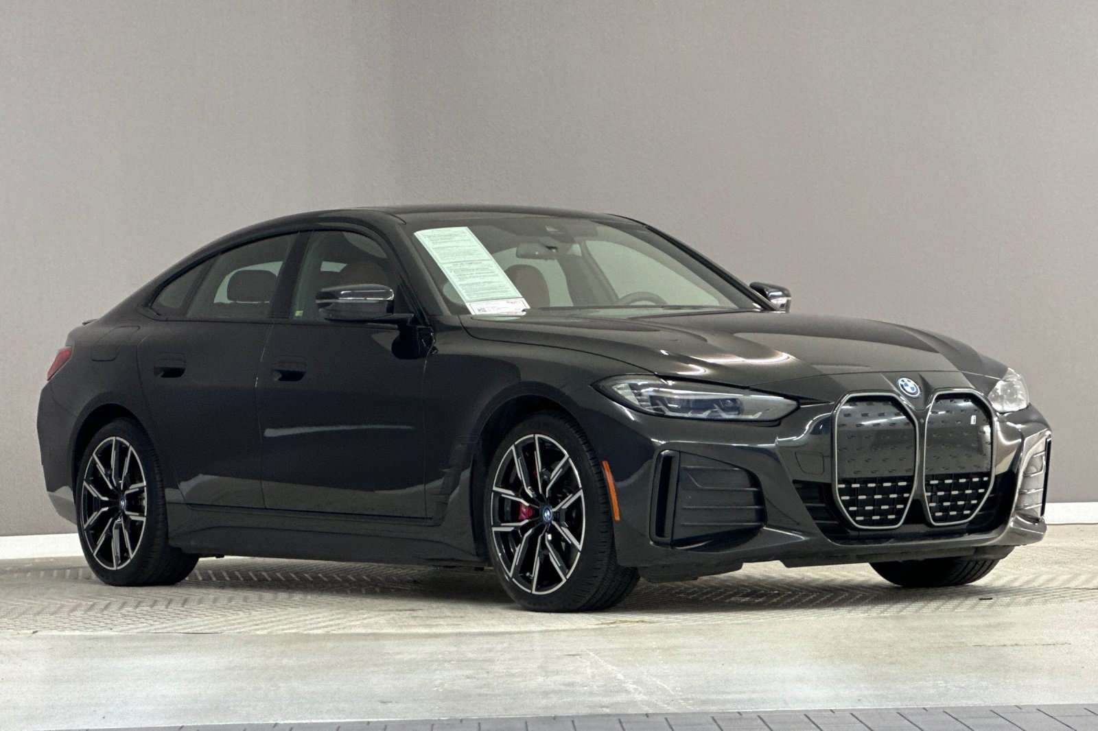 Certified 2024 BMW i4 eDrive40 w/ M Sport Package RWD image 6