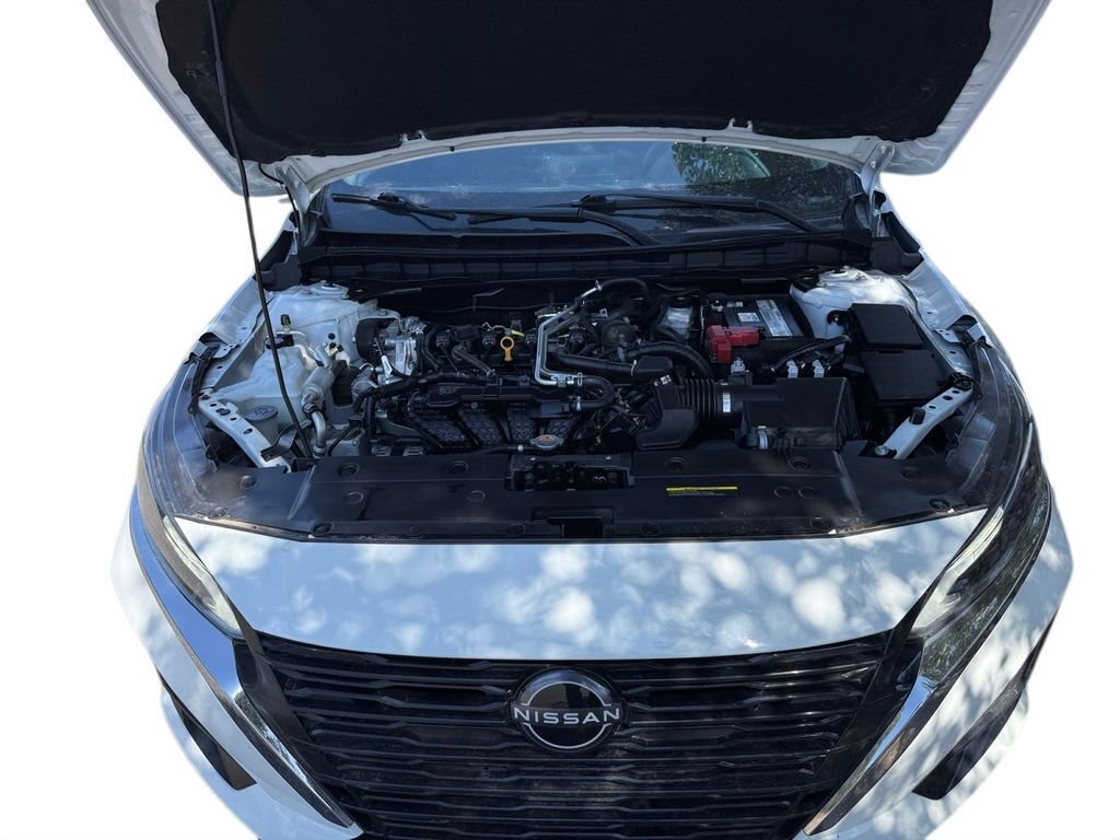 Used 2025 Nissan Altima 2.5 SV image 18