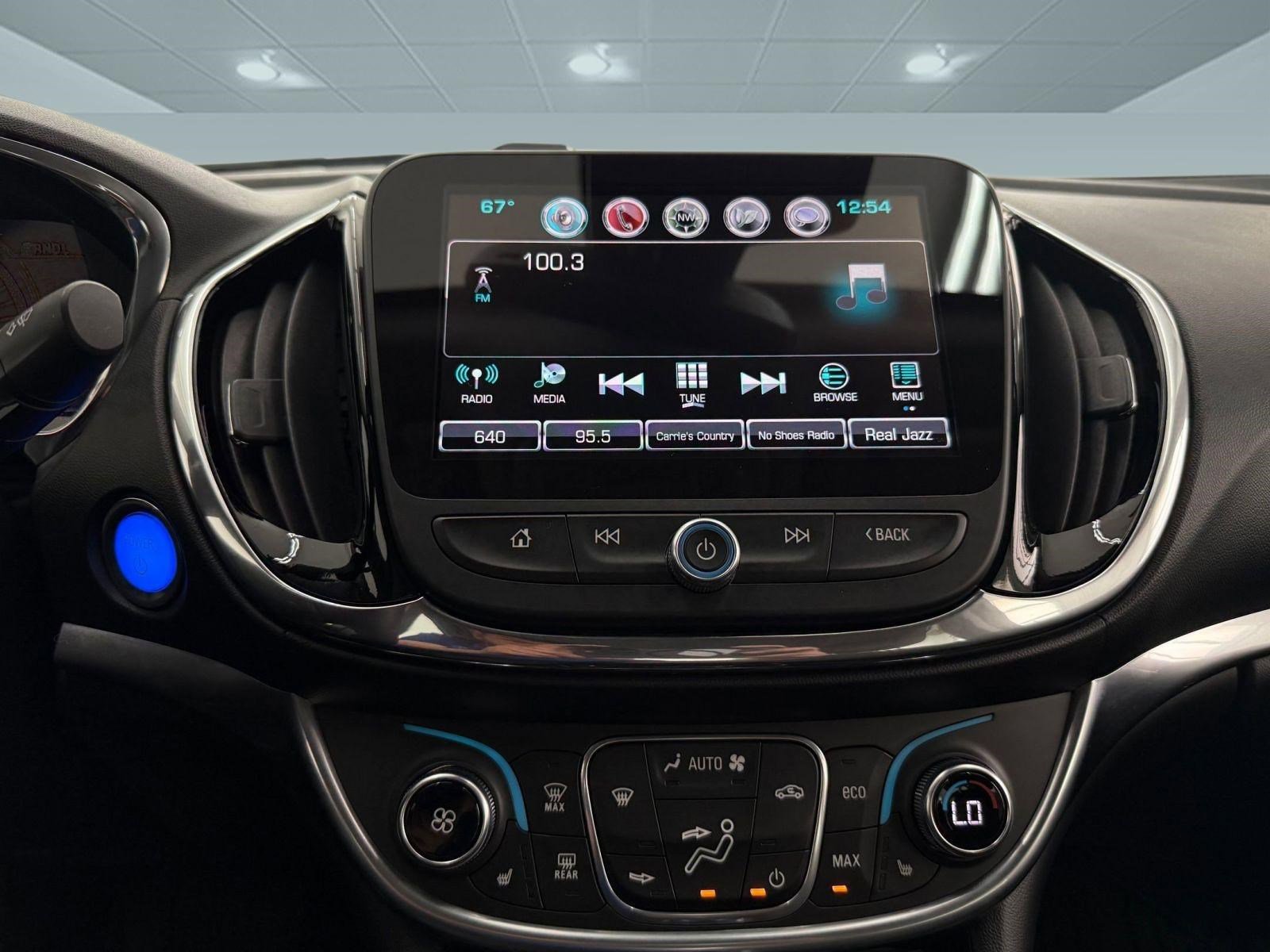 Used 2017 Chevrolet Volt Premier w/ Driver Confidence II Package image 28