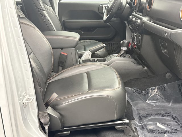 Used 2022 Jeep Gladiator Mojave w/ LED Lighting Group AWD/4WD image 17