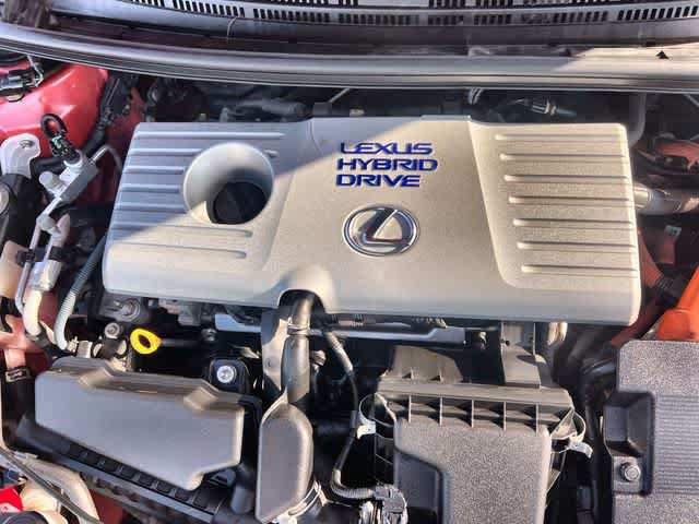 Used 2016 Lexus CT 200h w/ Navigation Package FWD image 10