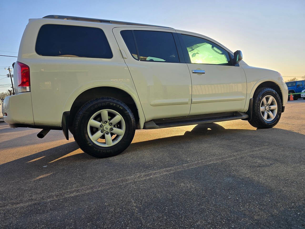 Used 2012 Nissan Armada SV image 15