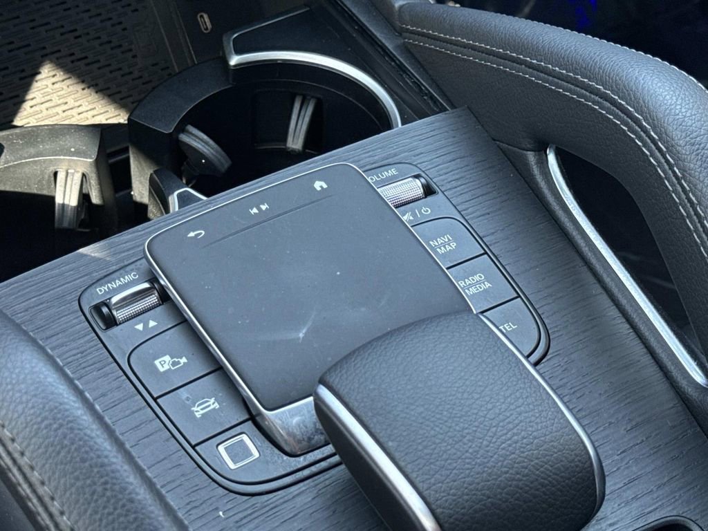 Used 2025 Mercedes-Benz GLE 450e 4MATIC image 25