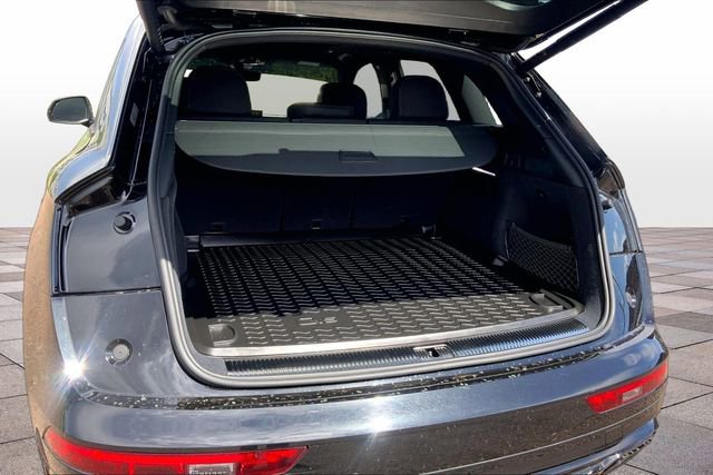 Used 2024 Audi Q5 e Prestige w/ Prestige Package AWD/4WD image 20