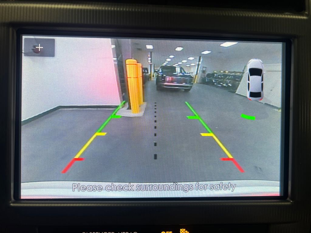 Used 2020 Lincoln MKZ w/ Convenience Package FWD image 22