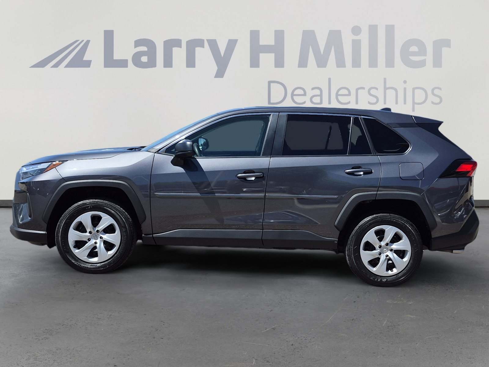 Certified 2024 Toyota RAV4 LE AWD/4WD video 2