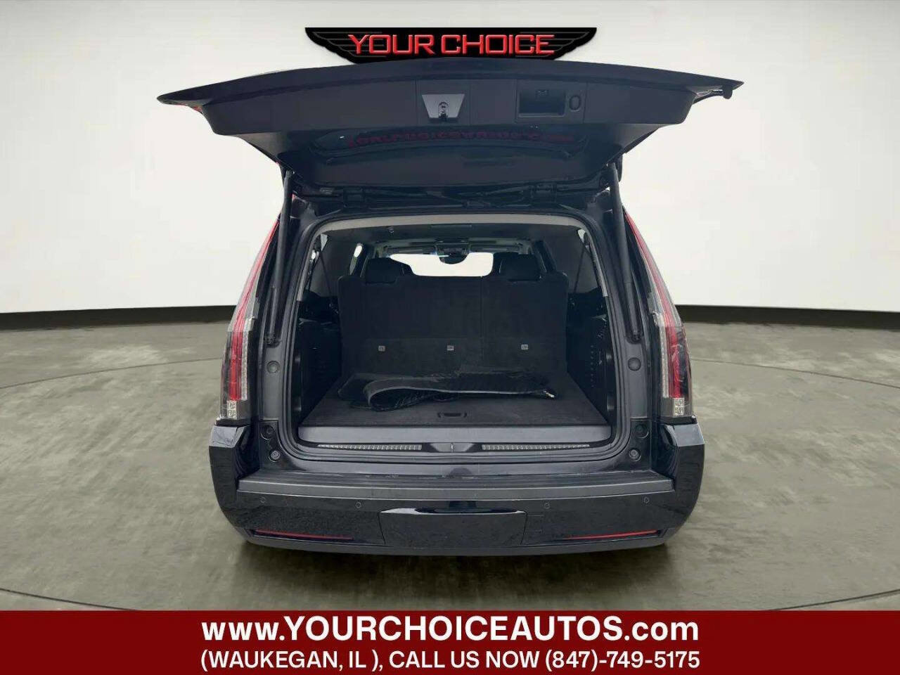 Used 2016 Cadillac Escalade ESV Luxury AWD/4WD image 14