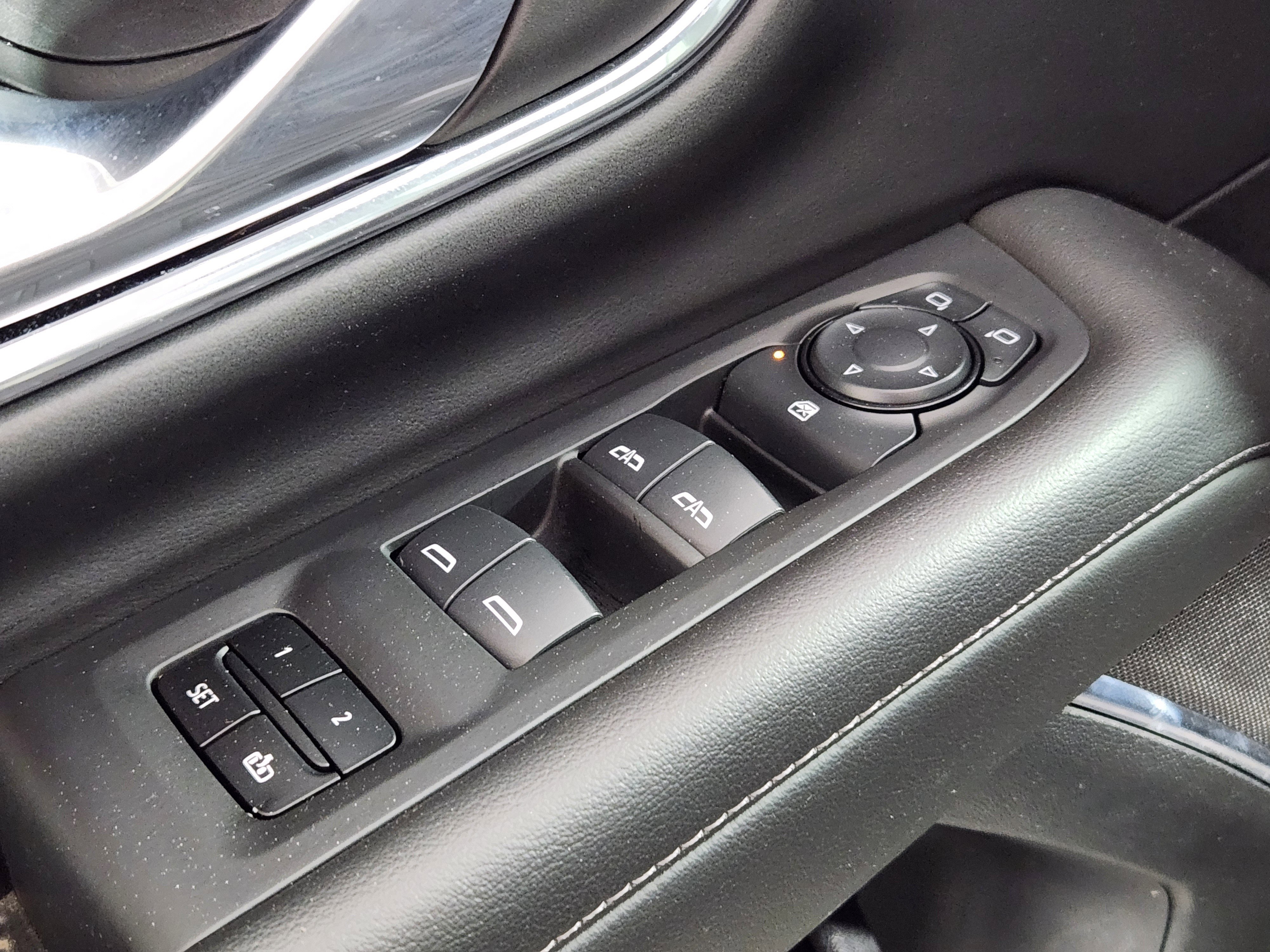 Used 2024 Chevrolet Suburban LT AWD/4WD image 18
