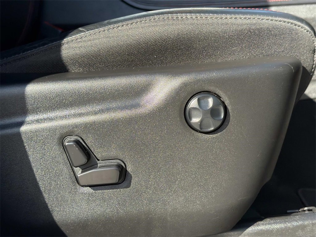 Used 2023 Dodge Durango GT image 21