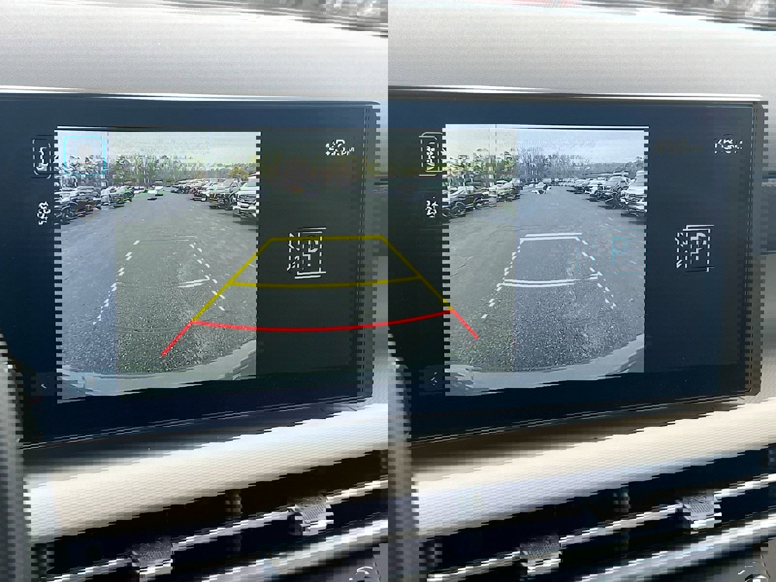 Used 2025 Hyundai Tucson SE image 14