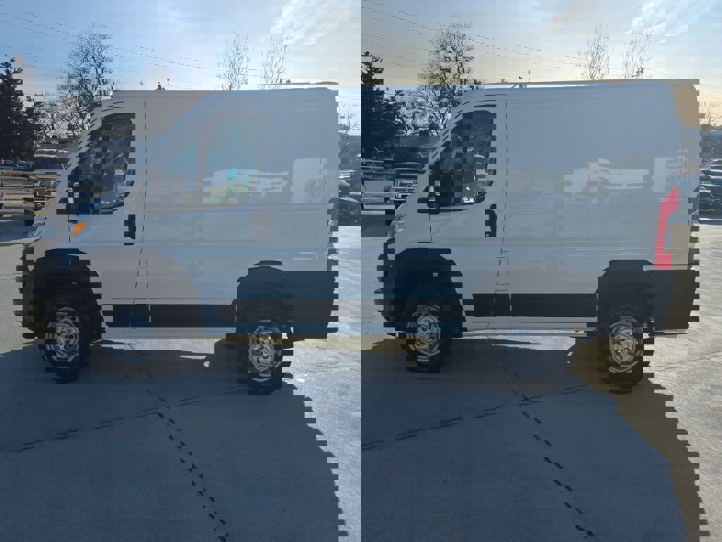 Used 2025 RAM ProMaster 1500 w/ Storage Group image 8