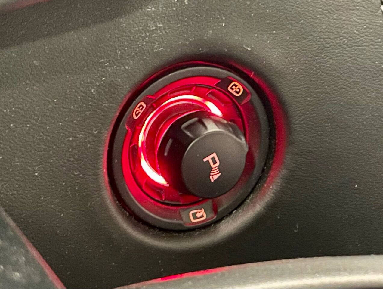 Used 2017 McLaren 570S RWD image 10