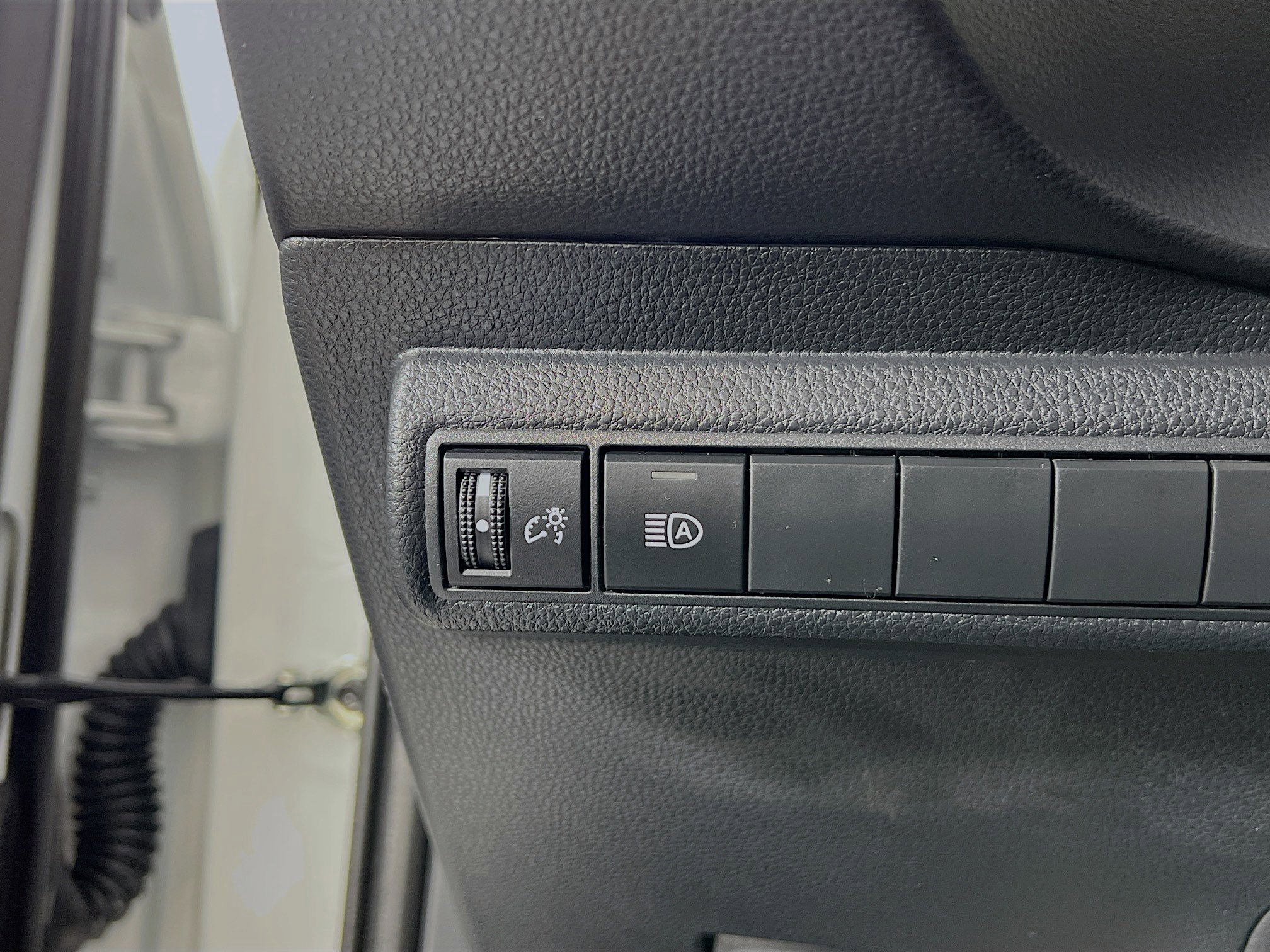 Certified 2025 Toyota Corolla SE image 10