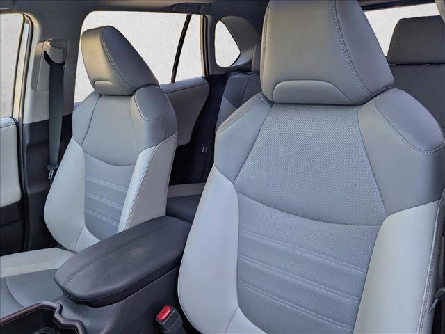 Used 2023 Toyota RAV4 Limited image 8