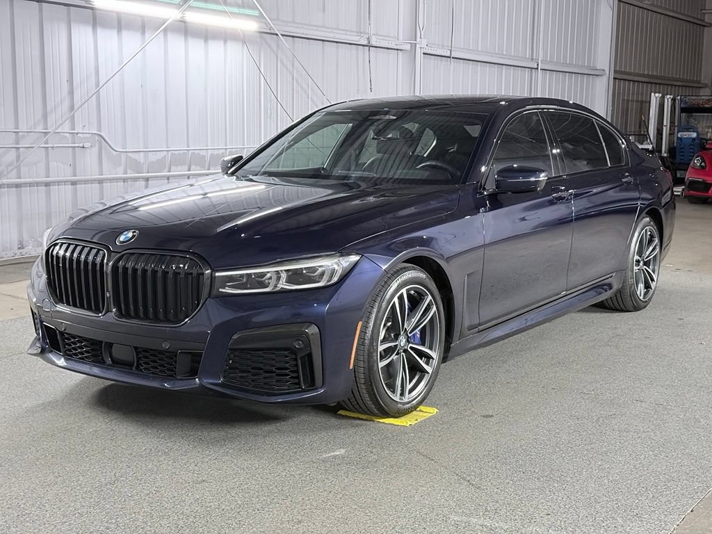 Used 2022 BMW 750Li xDrive AWD/4WD image 1