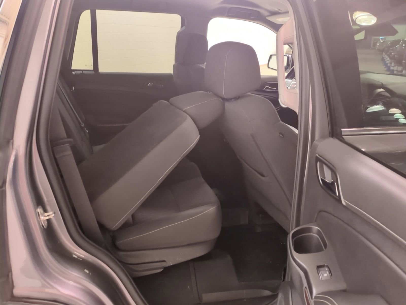 Used 2019 GMC Yukon SLE w/ Convenience Package image 12