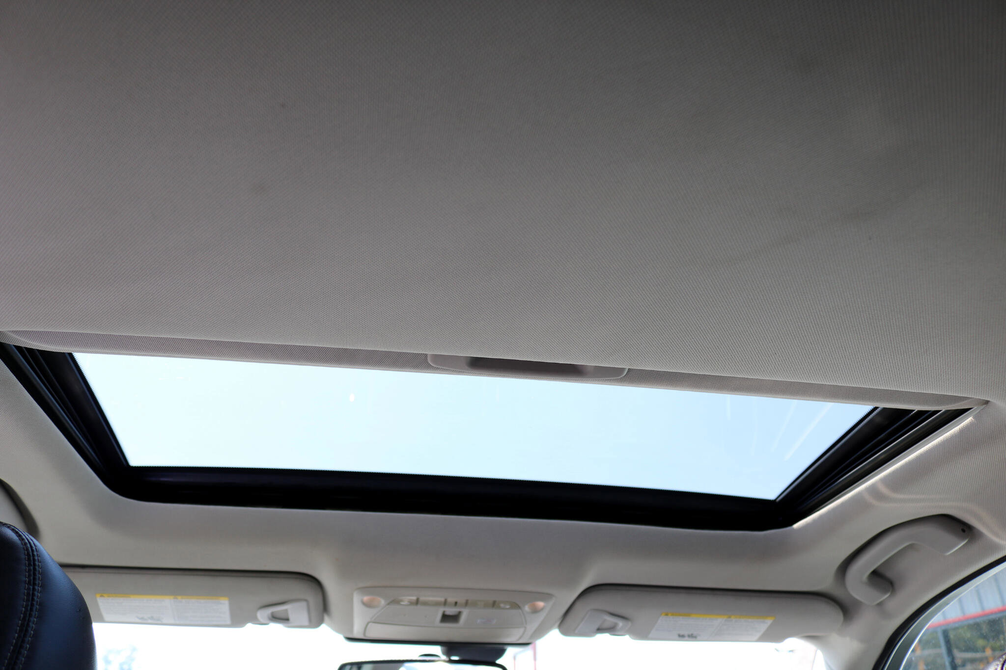 Used 2017 INFINITI Q50 3.0t Premium w/ Driver Assistance Package image 26