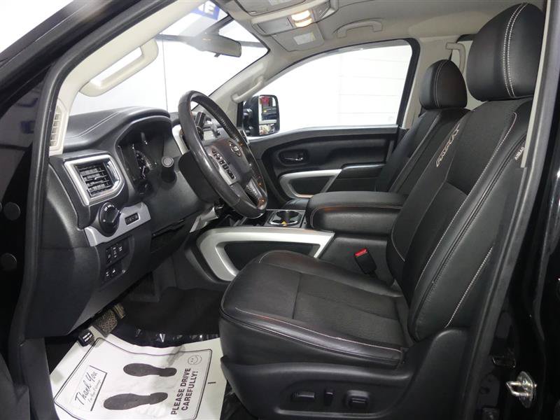 Used 2018 Nissan Titan PRO-4X AWD/4WD image 20