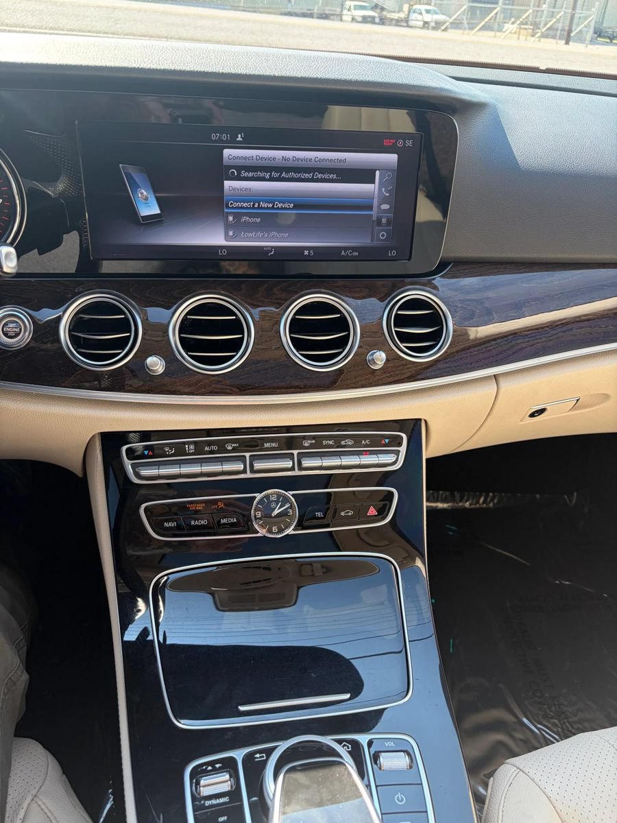 Used 2017 Mercedes-Benz E 300 image 14