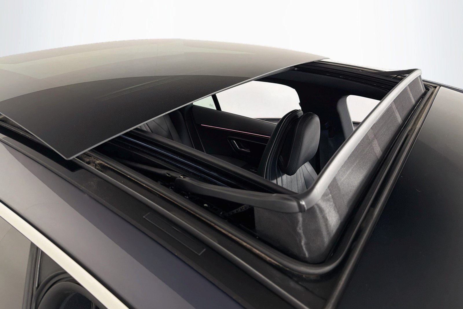 Certified 2022 Mercedes-Benz EQS 580 4MATIC Sedan image 21