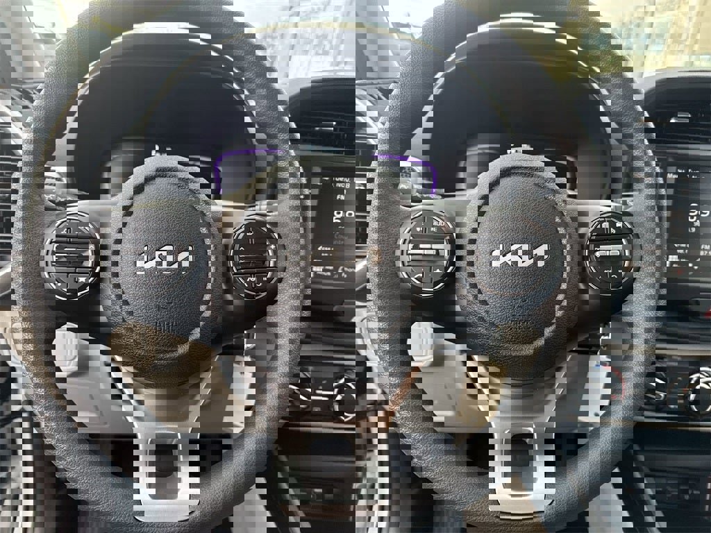 New 2025 Kia Soul LX image 15