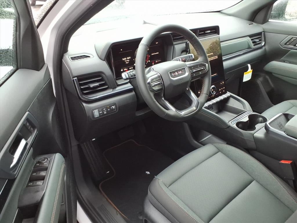 New 2026 GMC Terrain AT4 w/ Technology Package II AWD/4WD image 16