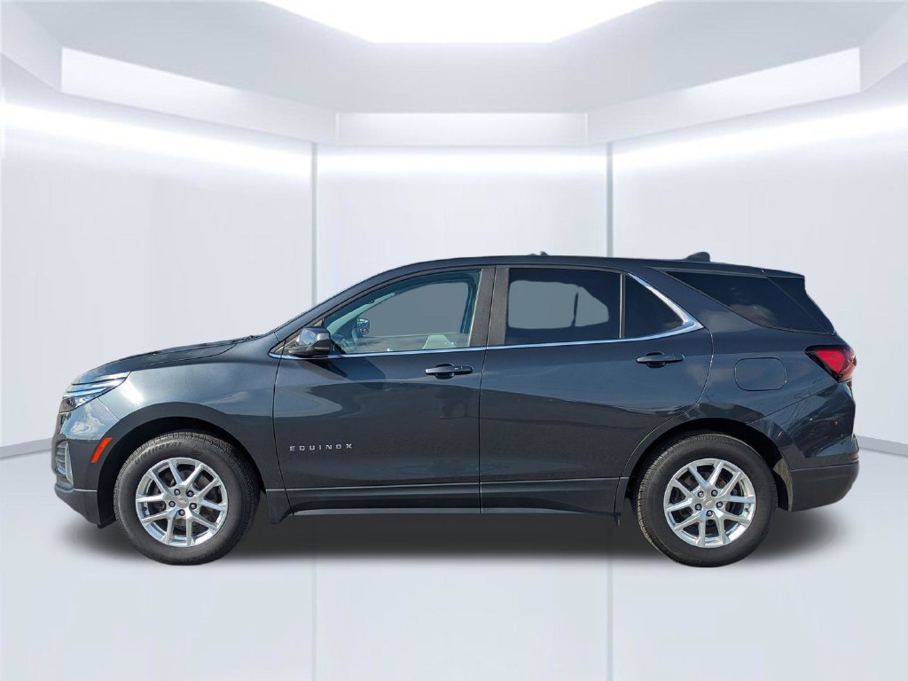 Used 2023 Chevrolet Equinox LT AWD/4WD image 2