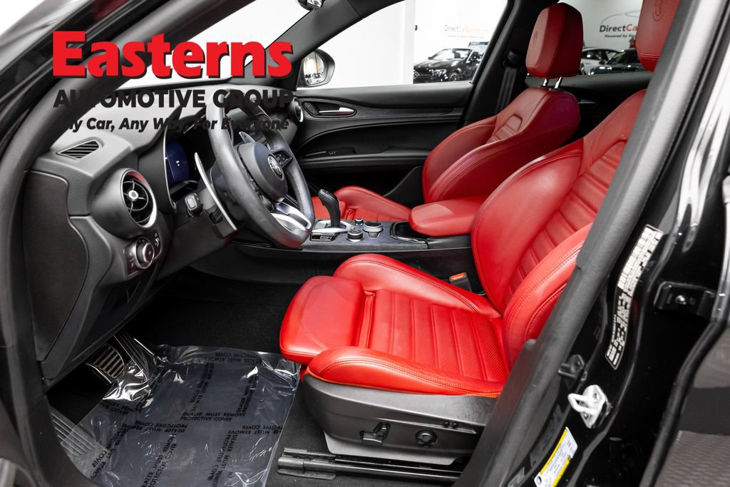Used 2024 Alfa Romeo Stelvio Sprint AWD/4WD image 14