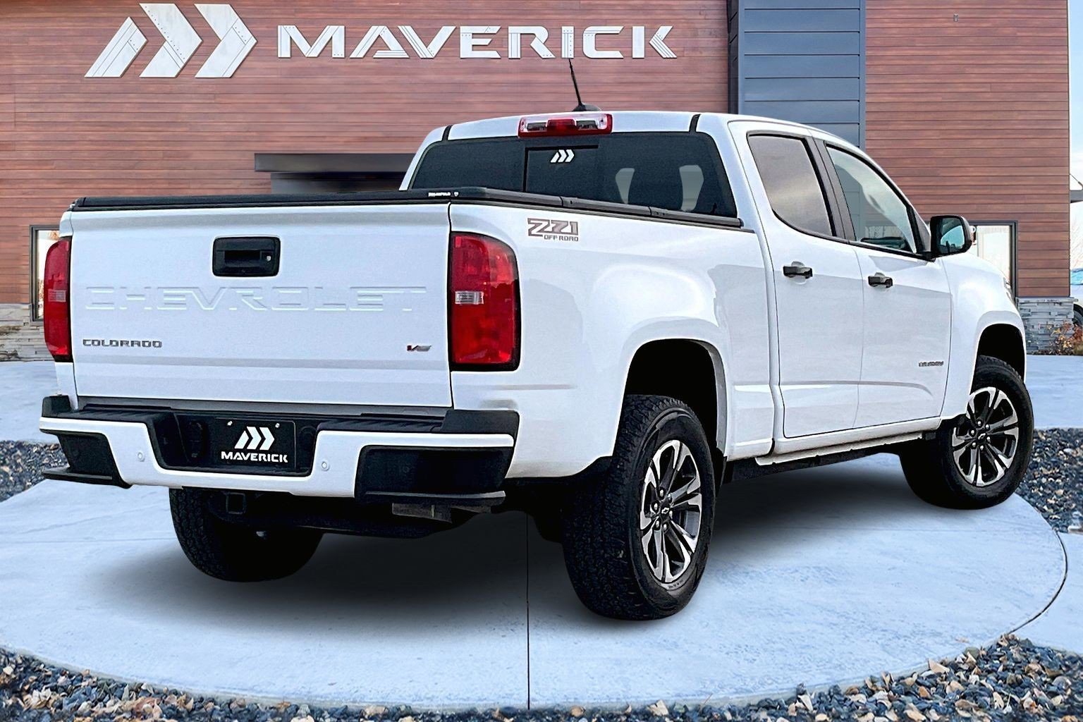 Used 2021 Chevrolet Colorado Z71 w/ Safety Package image 5
