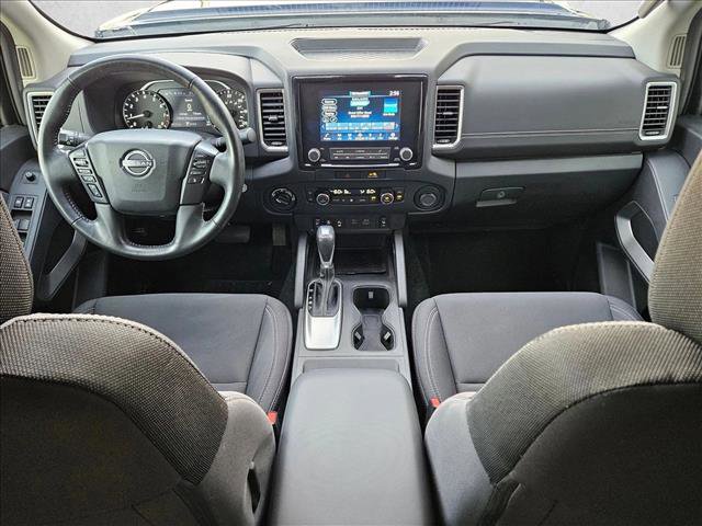 Used 2022 Nissan Frontier SV image 17