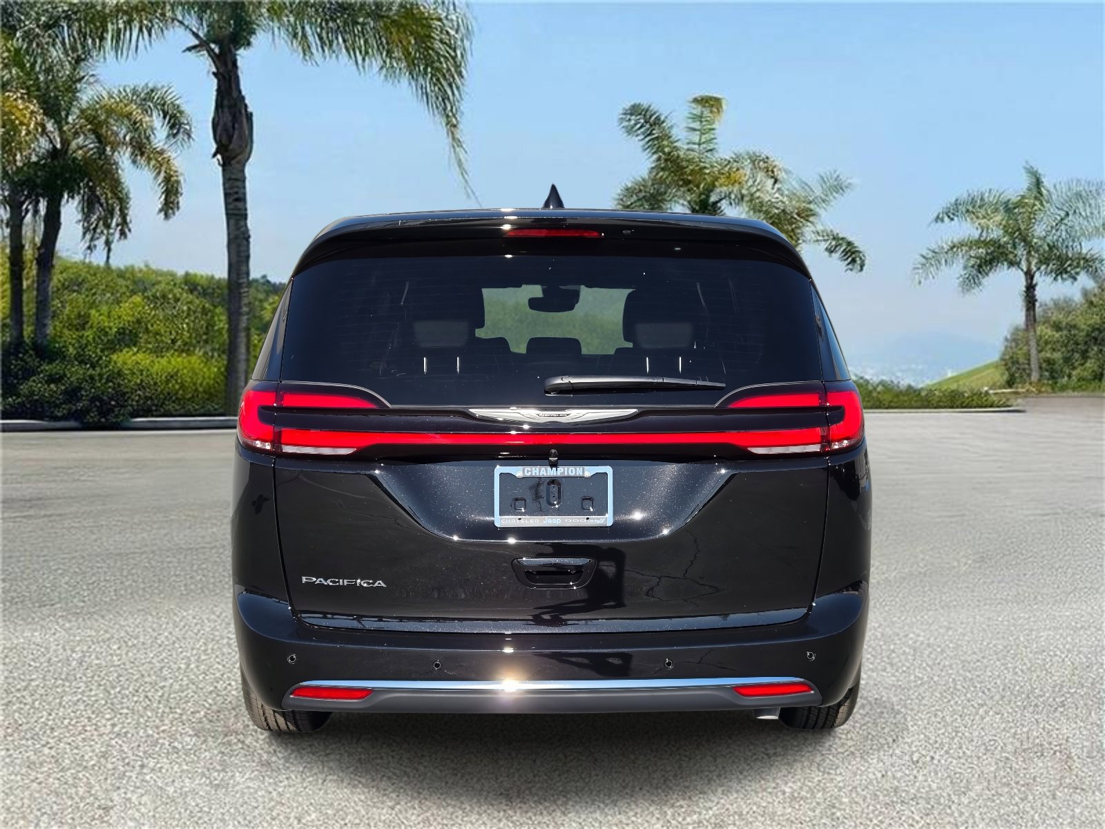 New 2026 Chrysler Pacifica Select image 5