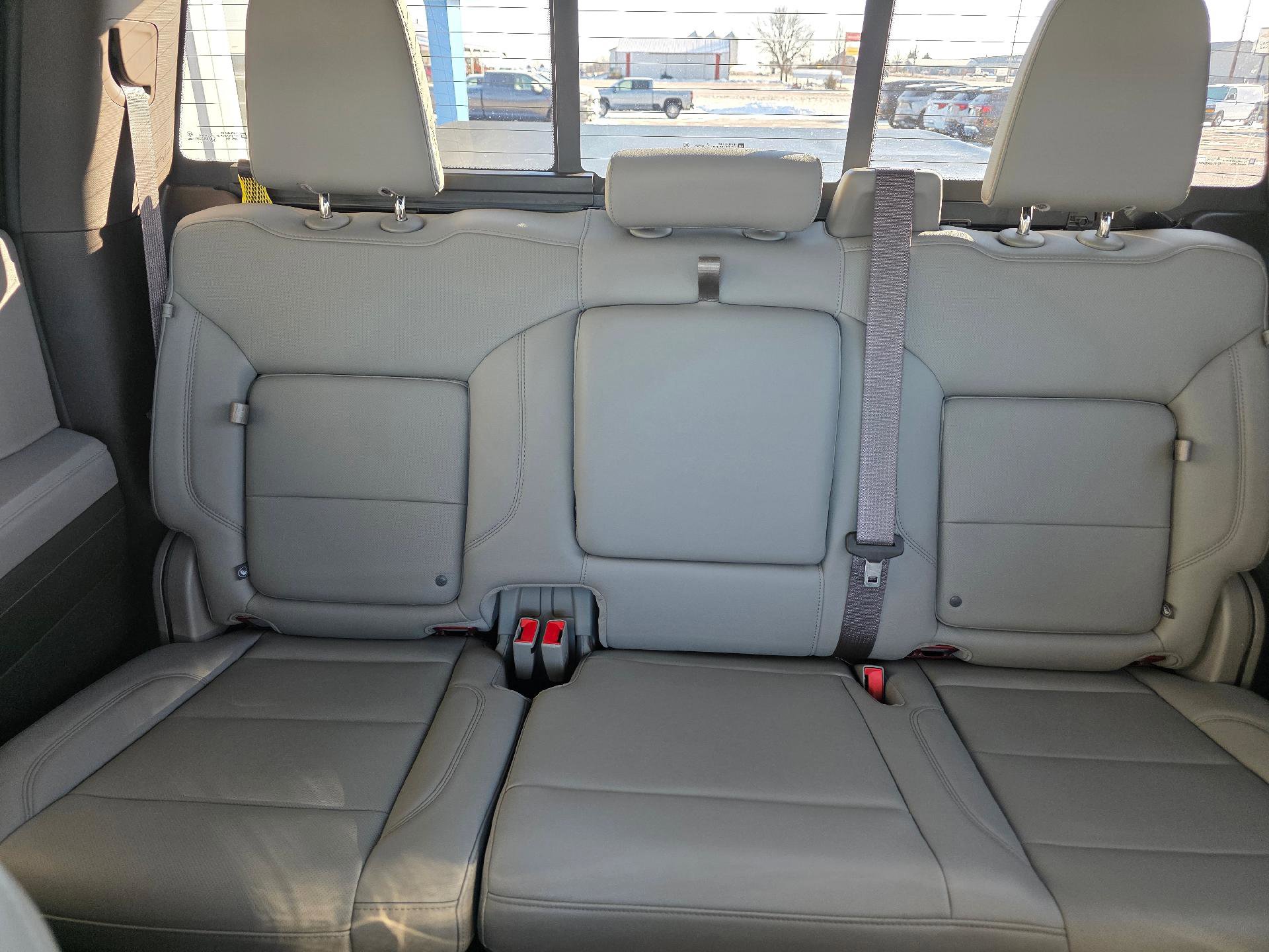 Used 2023 GMC Sierra 1500 SLT w/ SLT Premium Plus Package image 24