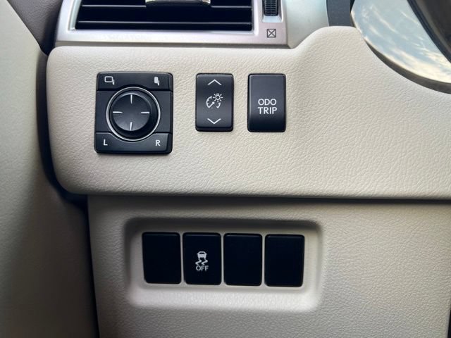 Used 2013 Lexus GX 460 w/ Comfort Plus Pkg AWD/4WD image 24