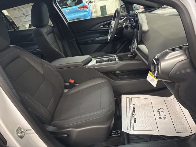 New 2026 Chevrolet Equinox EV LT FWD image 27