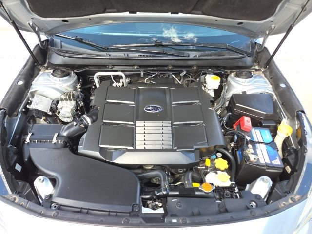 Used 2018 Subaru Outback 3.6R Limited AWD/4WD image 10
