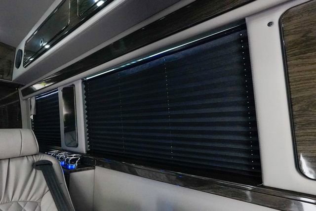 Used 2018 Mercedes-Benz Sprinter 3500 image 53