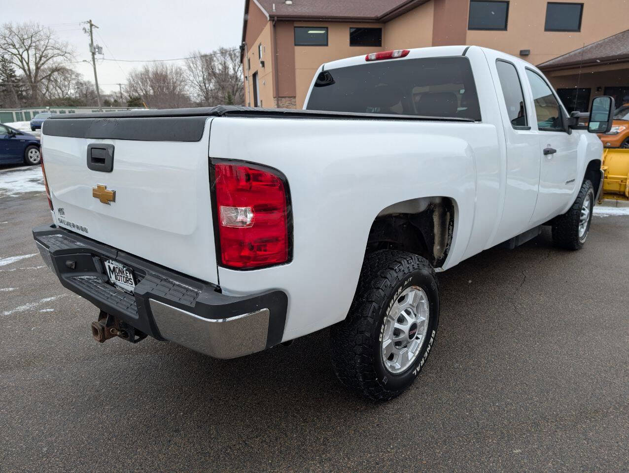 Used 2013 Chevrolet Silverado 2500 W/T w/ Snow Plow Prep Package AWD/4WD image 10