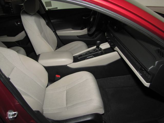 Certified 2023 Honda Accord LX image 18