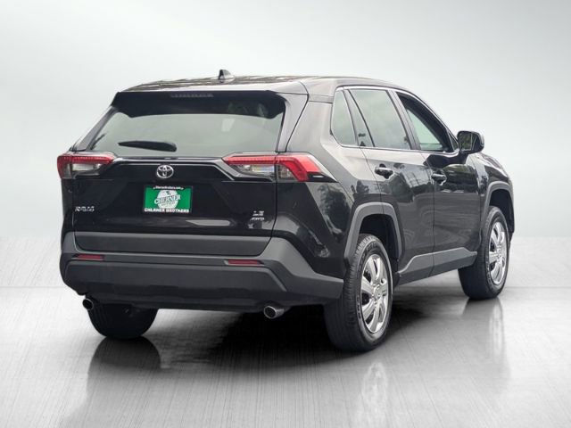 Used 2024 Toyota RAV4 LE image 4