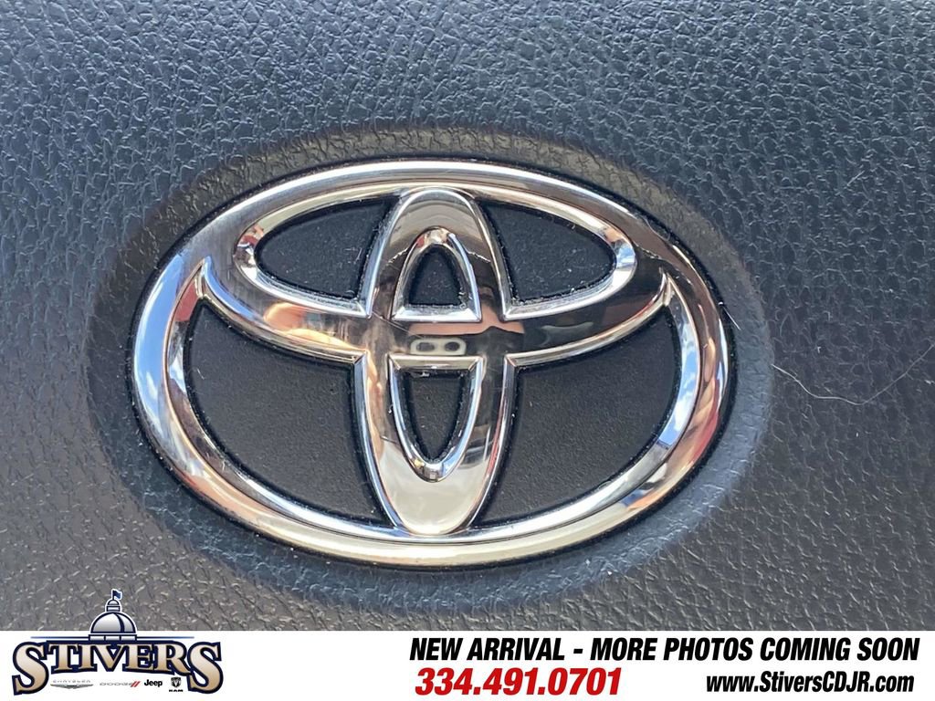 Used 2020 Toyota Camry XSE image 31