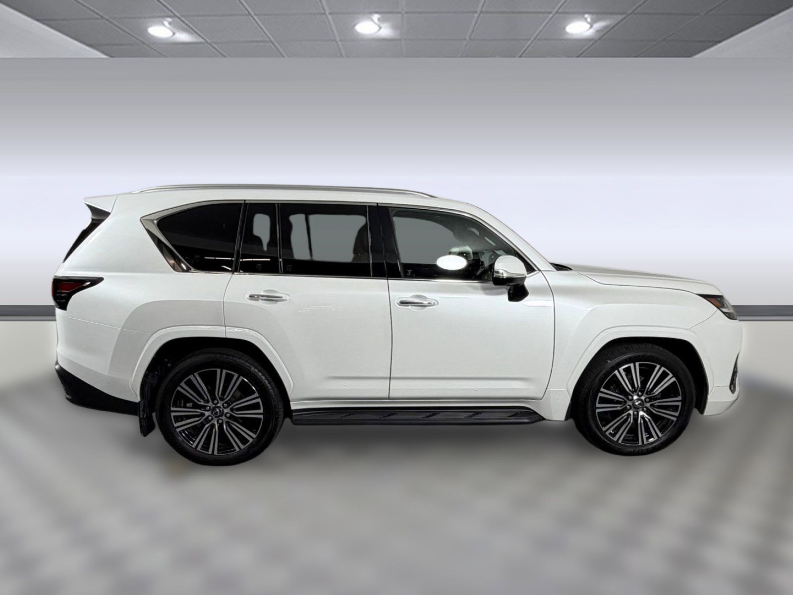 Used 2024 Lexus LX 600 4WD w/ Luxury Package image 8