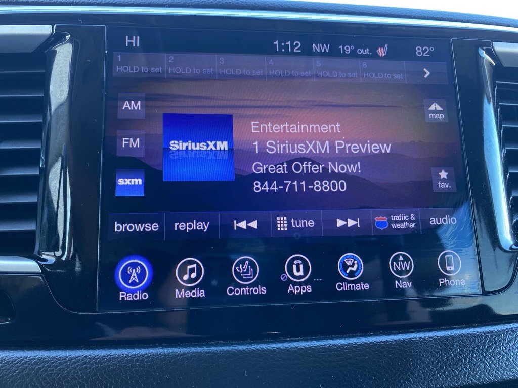 Used 2017 Chrysler Pacifica Touring-L image 39